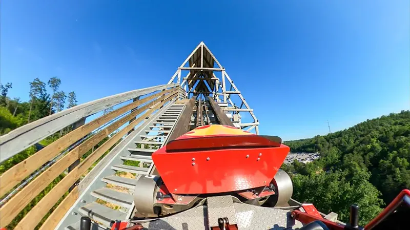 Lightning Rod (Wooden Coaster)