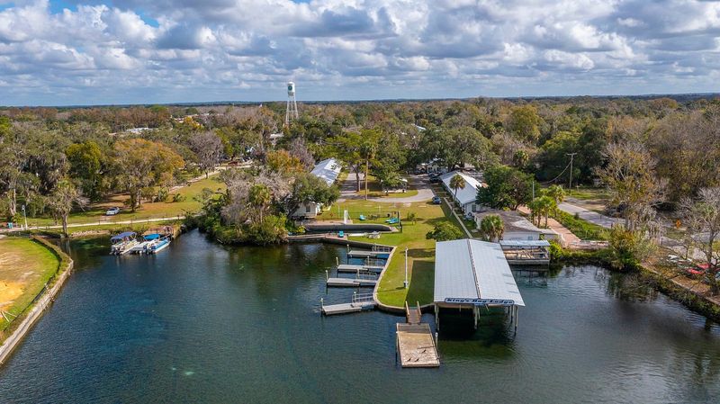 Where It Is: The Lakeside Town of Inverness, Florida