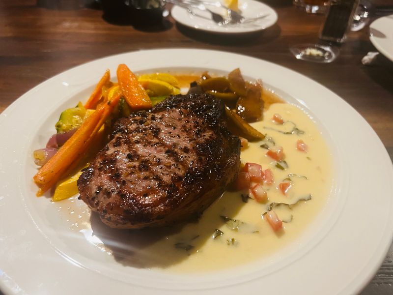 Ace’s Steak Seafood & Italian Restaurant (Smithville)