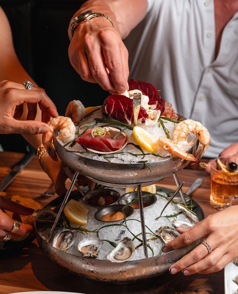 Seafood With Showmanship