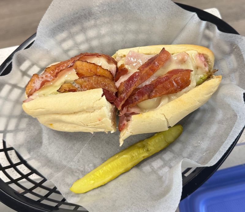 Lawless Subs (Altamonte Springs)