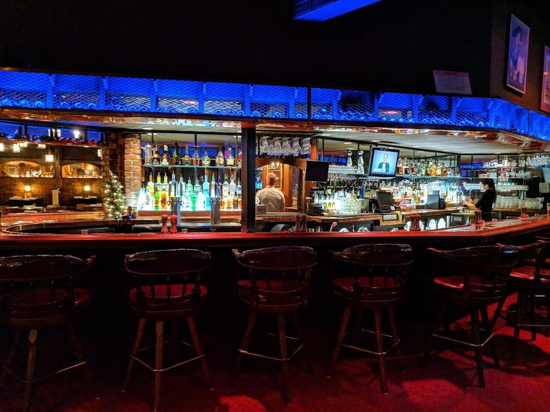 How One Plate Turns Dinner Into a Road Trip Idea