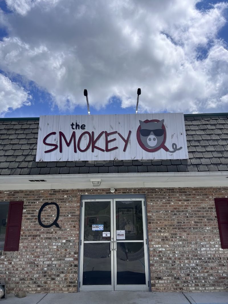 The Smokey Q Company &mdash; Dandridge