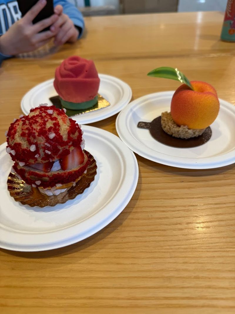 The story behind the desserts that vanish every weekend