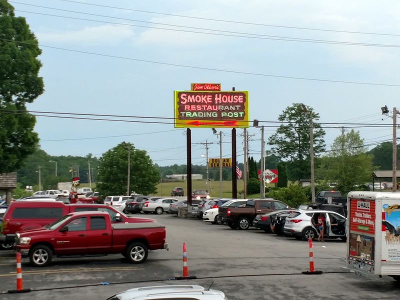 Jim Oliver's Smoke House &mdash; Monteagle