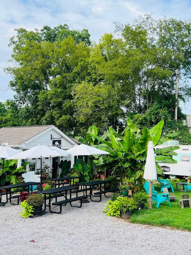 Plan Your Visit To This Spring Hill Plant Gem