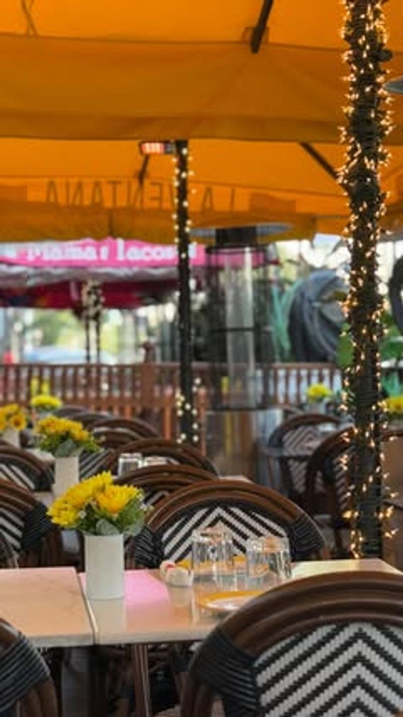 La Ventana - Miami Beach, FL