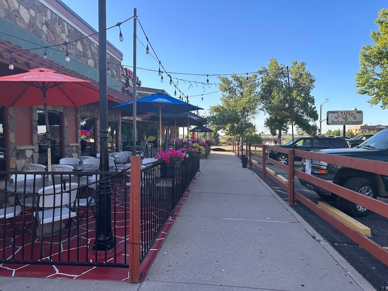 The Kind of Casual Atmosphere That Makes You Want to Stay Awhile