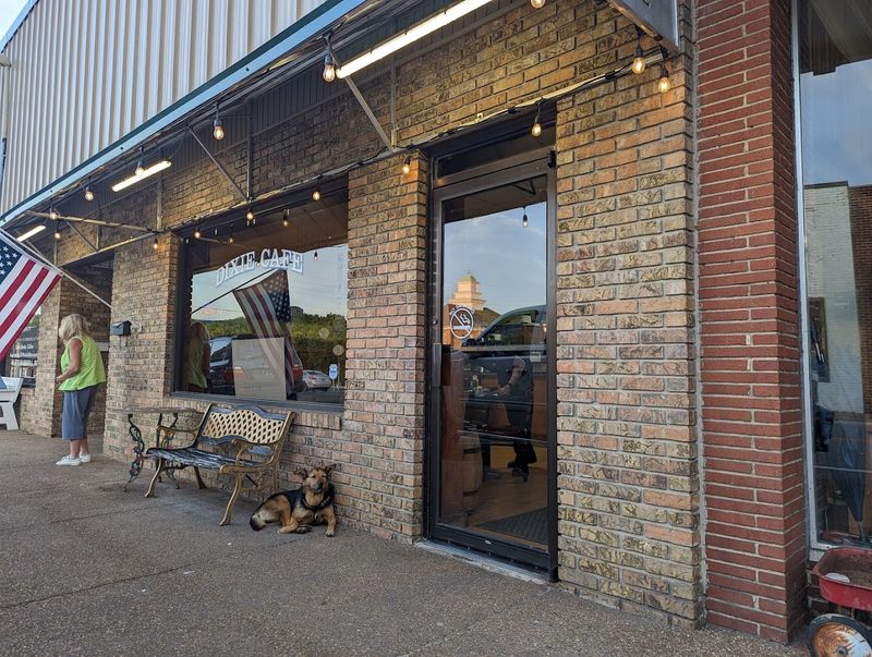 Dixie Cafe, Byrdstown
