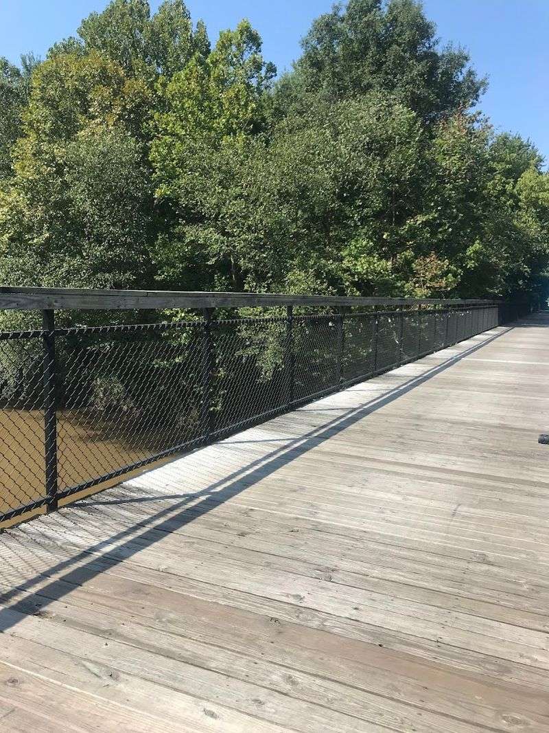 Shelby Farms Greenline &mdash; Memphis