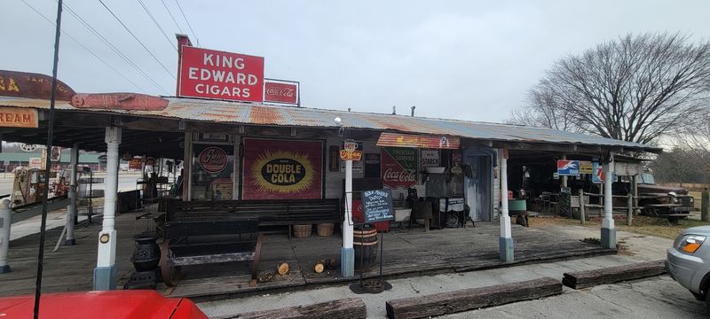 The Food Scene That Keeps Visitors Coming Back for More