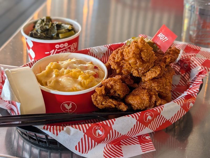 Hattie B&rsquo;s Hot Chicken &mdash; Nashville