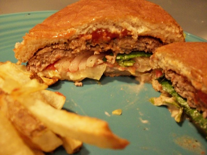 Why a Meal Here Feels Like a Nostalgic Tennessee Tradition