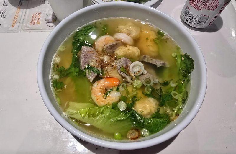 What to Order First at This Charlotte Pike Favorite