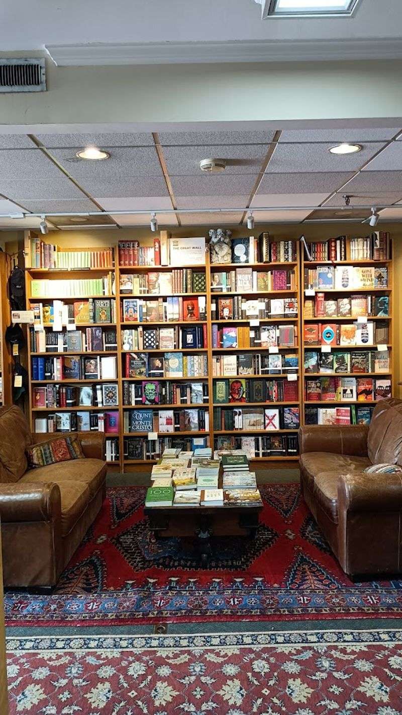 Landmark Booksellers &ndash; Franklin