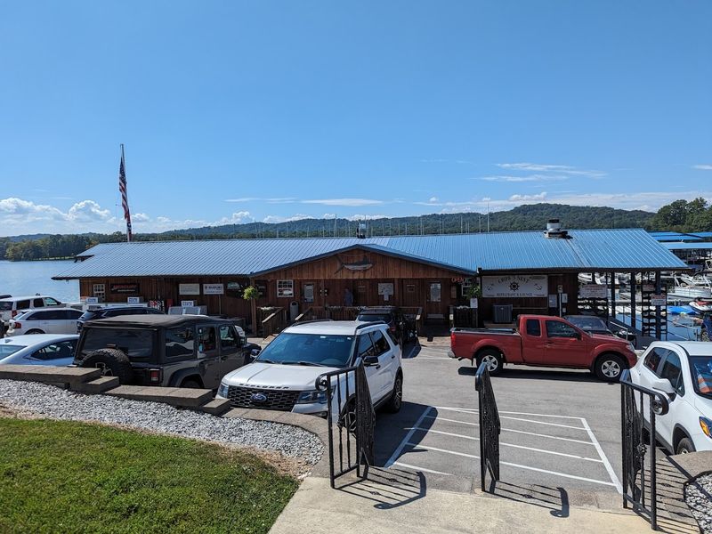 Crows Nest Restaurant &mdash; Ten Mile