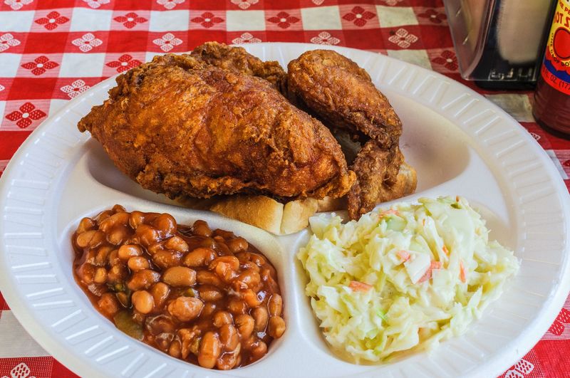 Gus&rsquo;s World Famous Fried Chicken