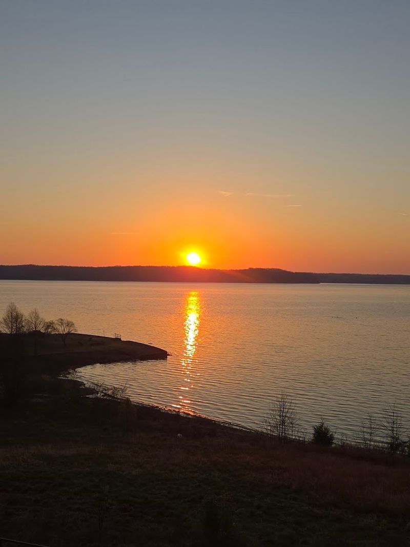 Paris Landing State Park