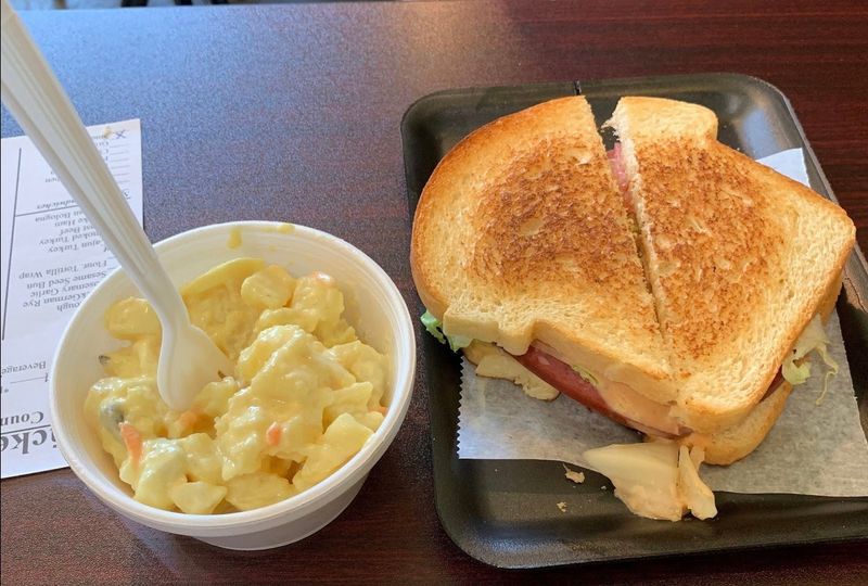 Why Shoppers Keep Coming Back for the Sandwiches