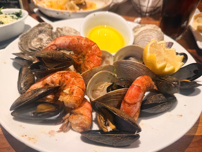 Chesapeake's Seafood and Raw Bar, Gatlinburg
