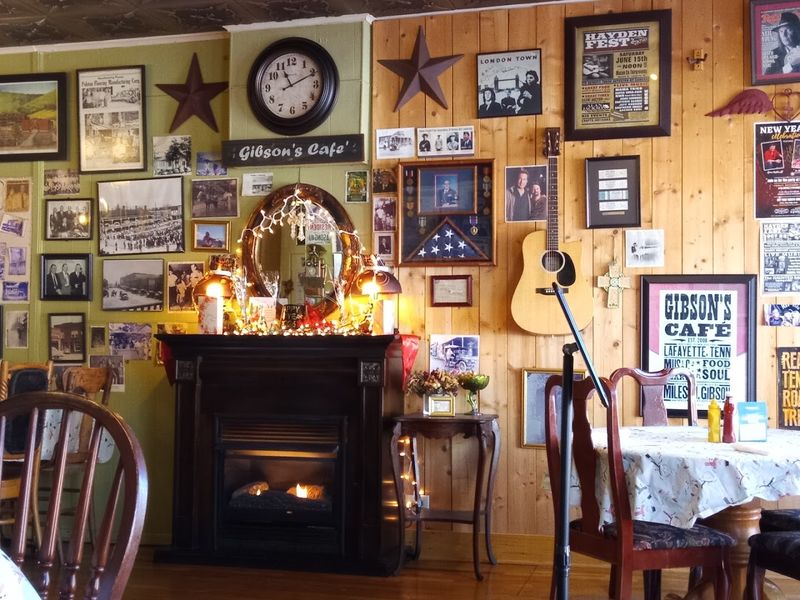 Gibson's Cafe — Lafayette