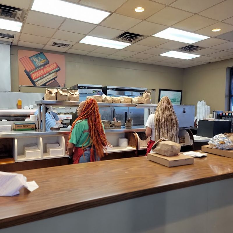 How a 1961 Restaurant Became a Tennessee Icon