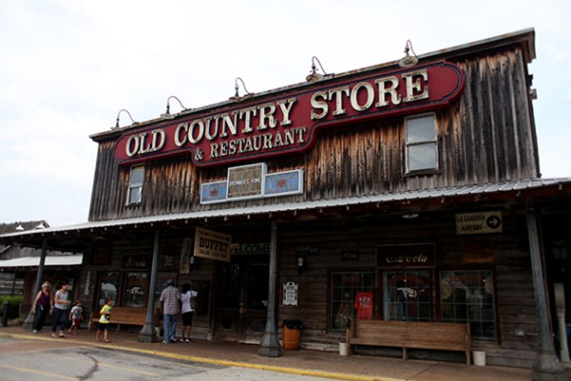 Brooks Shaw&rsquo;s Old Country Store, Jackson