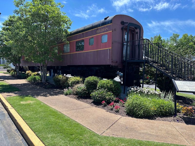 How Casey Jones Village Turns a Meal Into a Full Day Trip