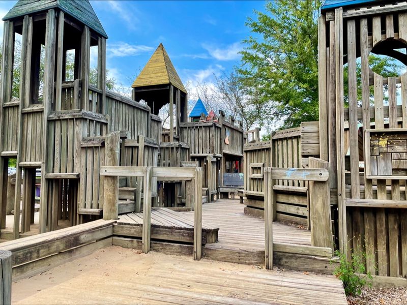 Pinkerton Park &mdash; Franklin