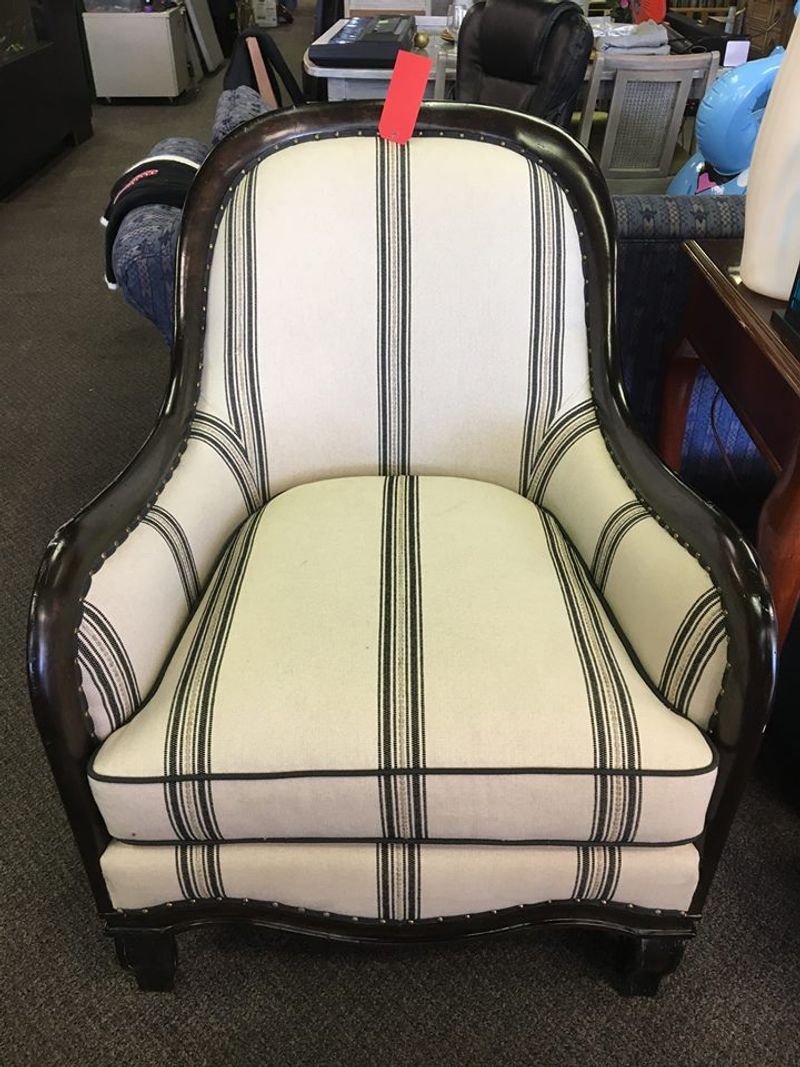 Smart Tips for Getting the Best Deals at Lucky Day