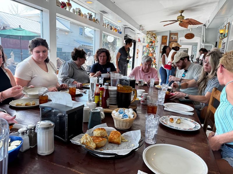 Monell’s — Nashville