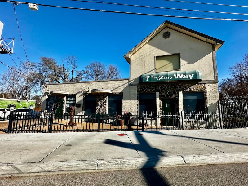 The Four Way Soul Food Restaurant — Memphis