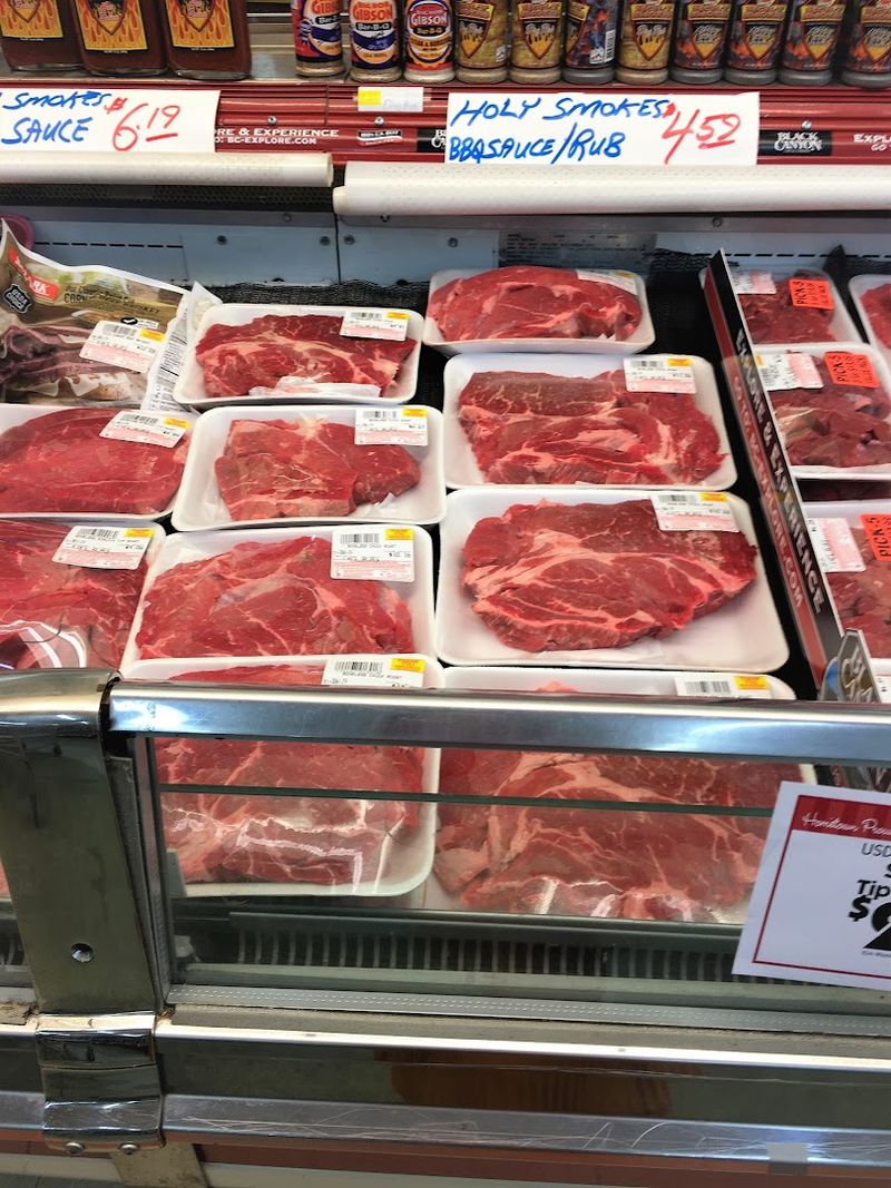 Holt's IGA &mdash; Fayetteville