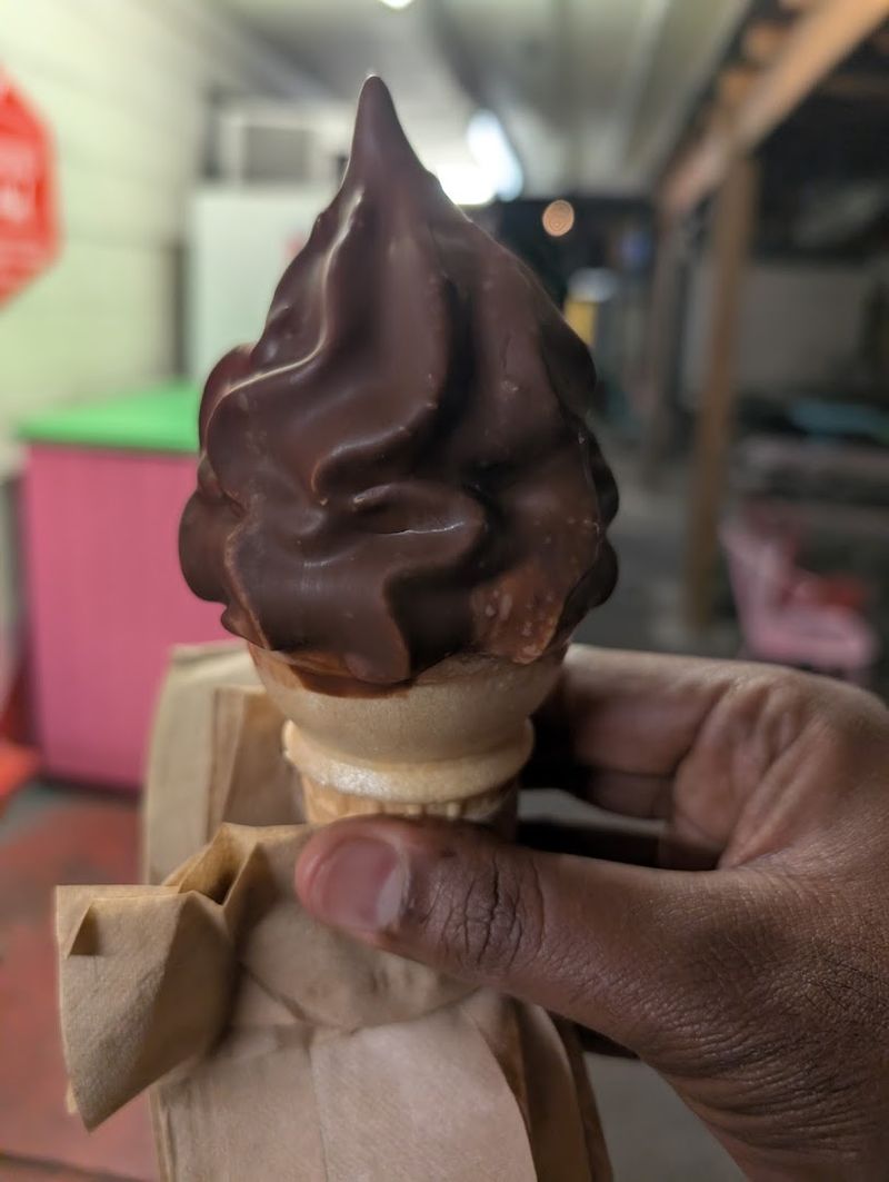 What Makes Bobbie's Dairy Dip One of Nashville's Most Nostalgic Stops