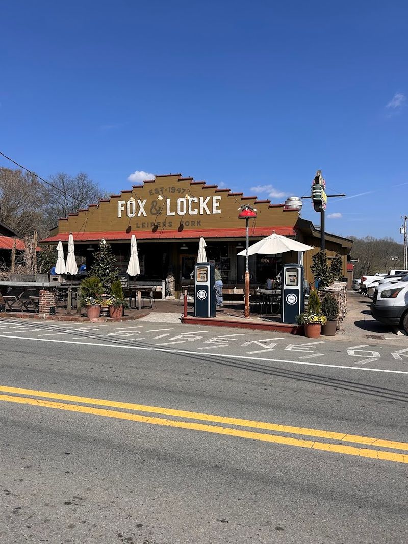 Fox & Locke &mdash; Leiper's Fork