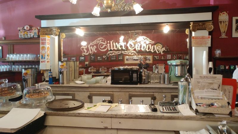 Silver Caboose Restaurant & Soda Fountain &mdash; Collierville