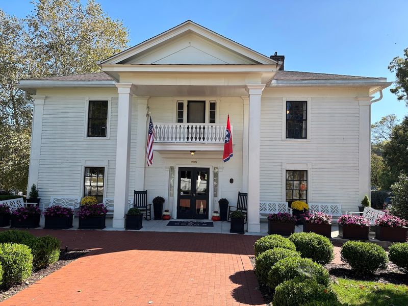 Miss Mary Bobo's Boarding House &mdash; Lynchburg