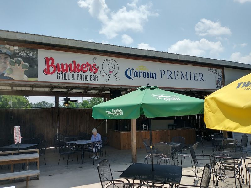 Bunkers Grill & Patio Bar &mdash; Crossville