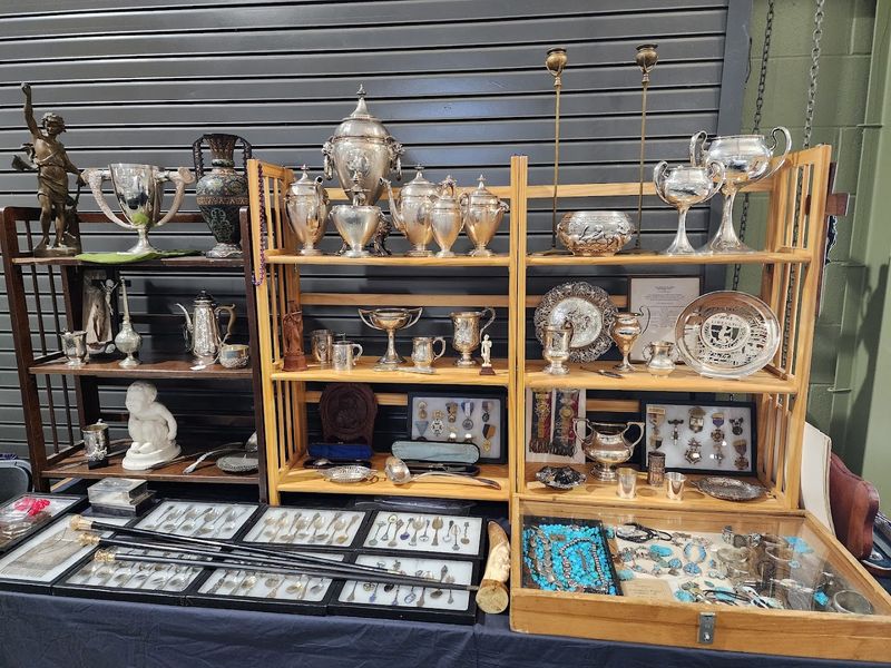 Franklin Flea Market &mdash; Franklin