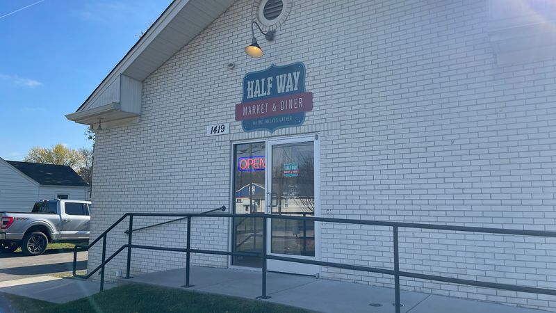 Halfway Market & Diner &mdash; Franklin