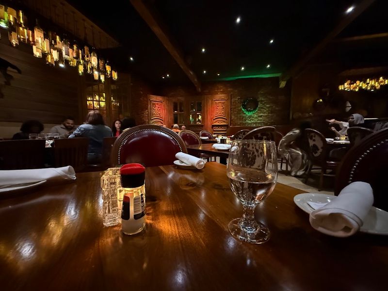 Why This West Knoxville Favorite Keeps Winning People Over