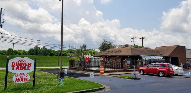 The Dinner Table &mdash; Shelbyville