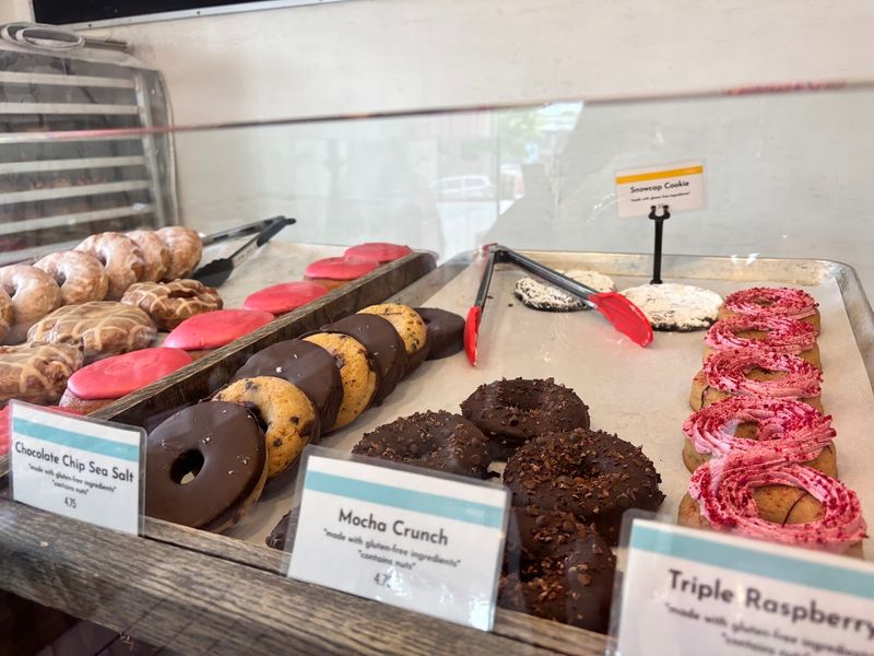 This Beloved Tennessee Bakery Is Worth Visiting For More Than Just The Hype