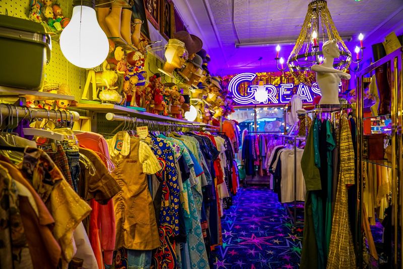 STARLAND Vintage & Unusual - Nashville