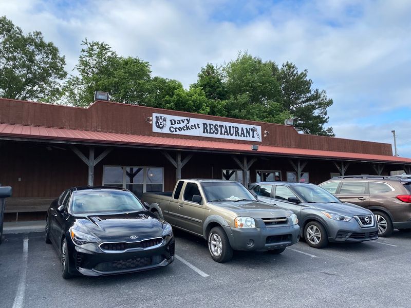 Davy Crockett Restaurant &mdash; Morristown