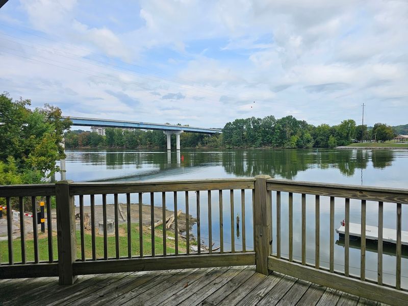 Riverview Restaurant & Marina &mdash; Ashland City