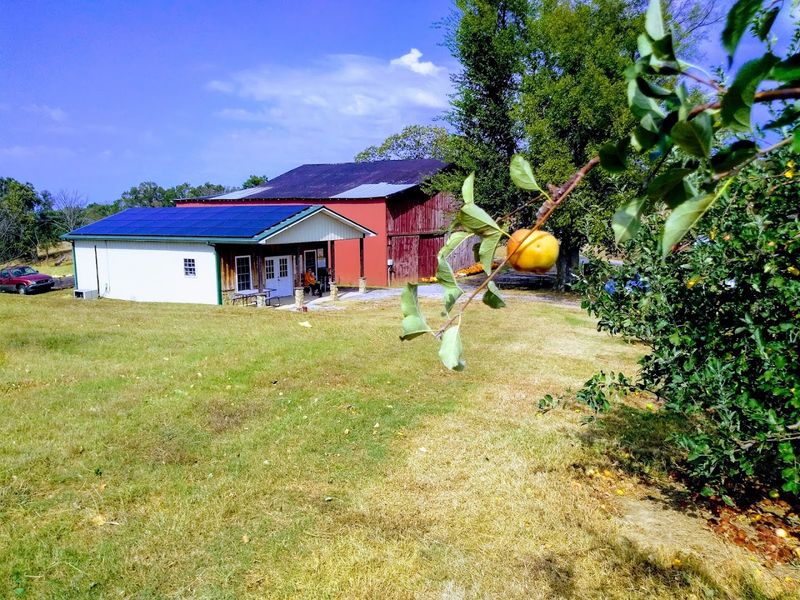 Buffalo Trail Orchard &mdash; Greeneville