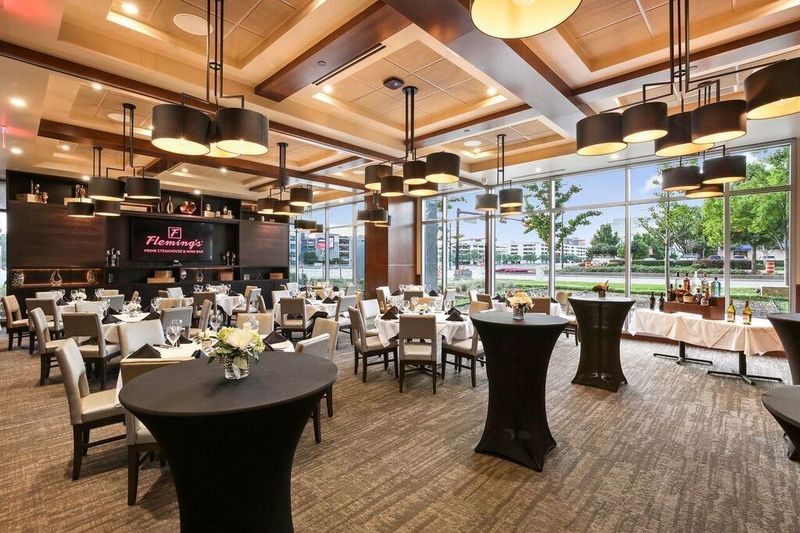 Fleming&rsquo;s Prime Steakhouse & Wine Bar