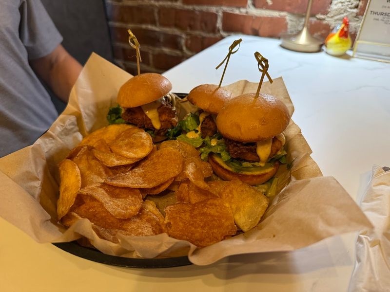 The Pour House — Crossville