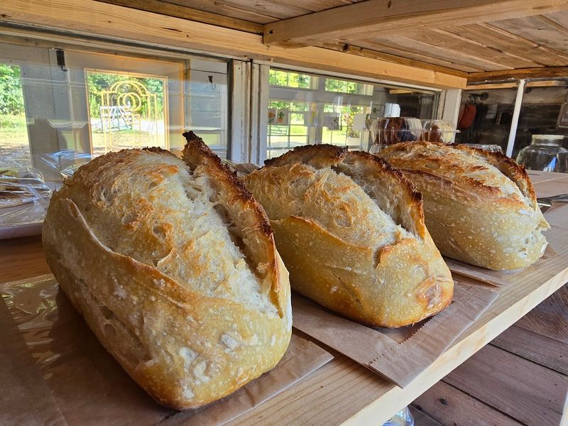 This Erin, Tennessee Spot Is Part Bakery, Part Farmstand, and All Charm